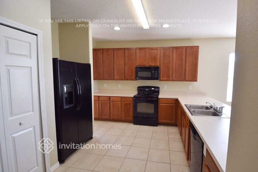 Building Photo - 4882 Sweet Cedar Cir