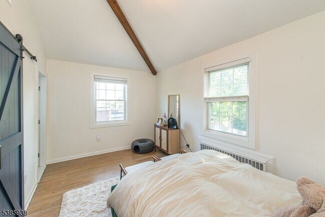 Building Photo - 376 Claremont Ave
