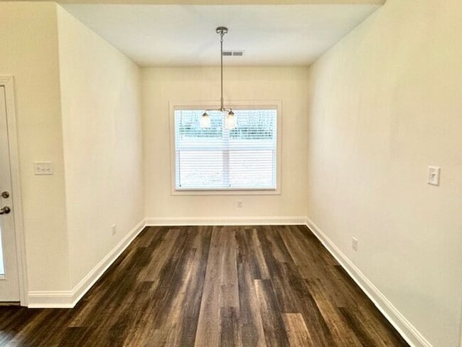 Building Photo - Brand New 5-bedroom 3 bath home in Olive Branch @ Southbranch