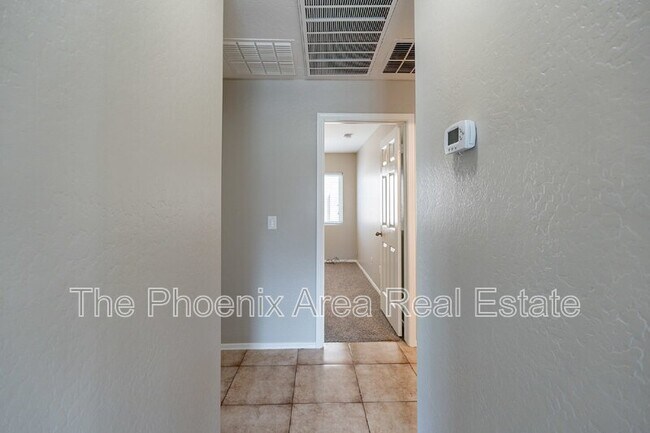 Building Photo - 28214 N Quartz Way