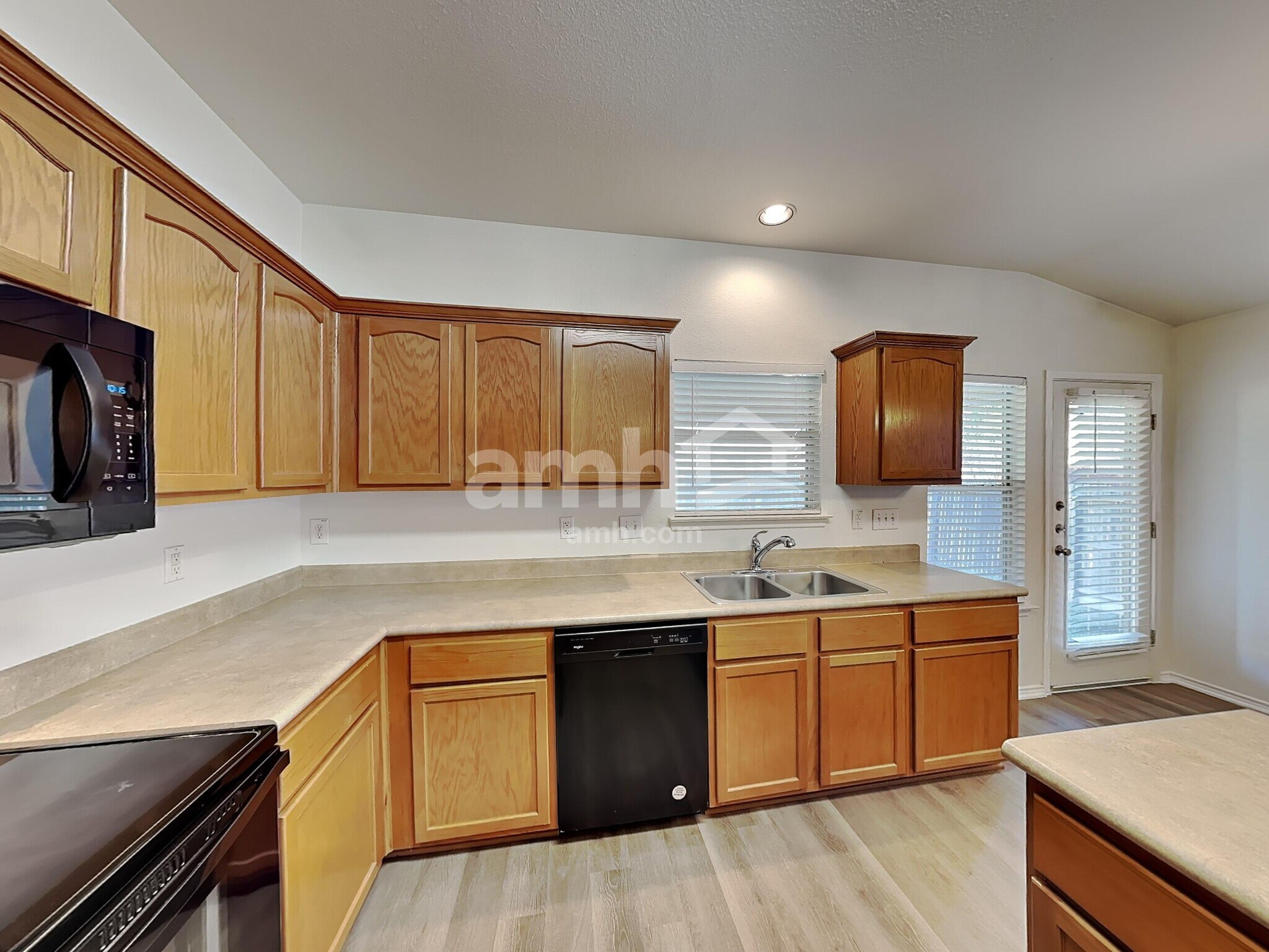 Building Photo - 11039 Arabian Palm