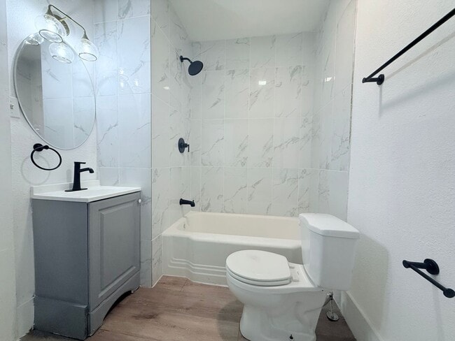 Primary Photo - 3 Bedroom 1.5 Bathroom House in