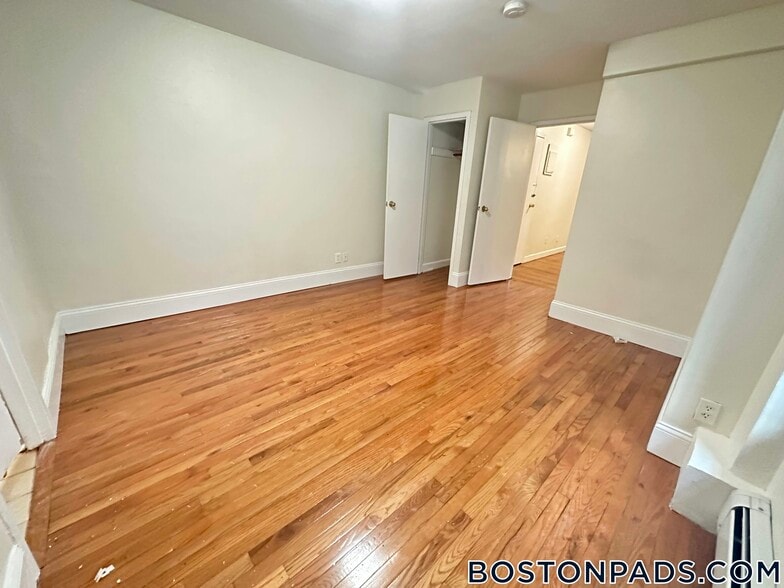 Building Photo - 1758 Commonwealth Ave