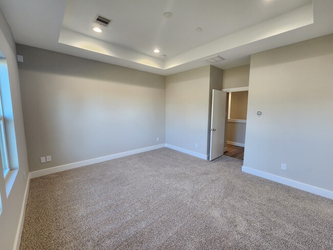 Building Photo - 3206 Bostic St