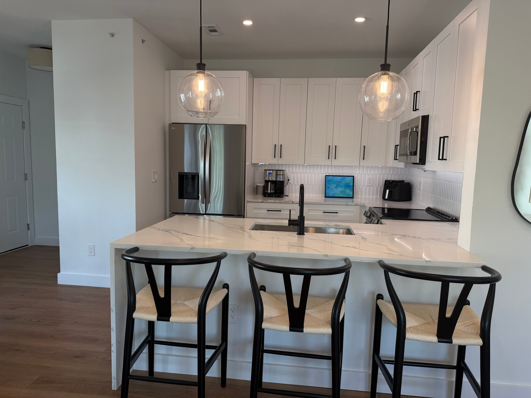Building Photo - 130 River Landing Dr