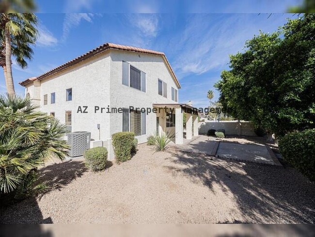 Building Photo - 9603 S 51st St