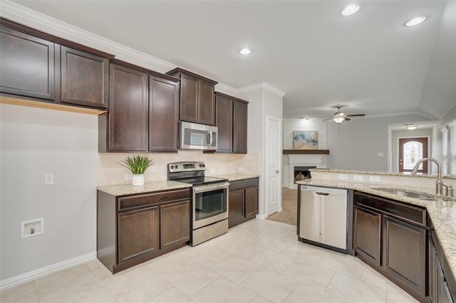 Building Photo - 16113 Crosslake Ct