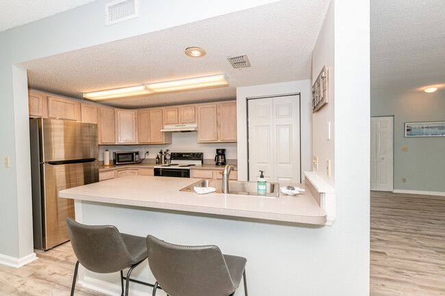 Kitchen - 25 Talavera Ct