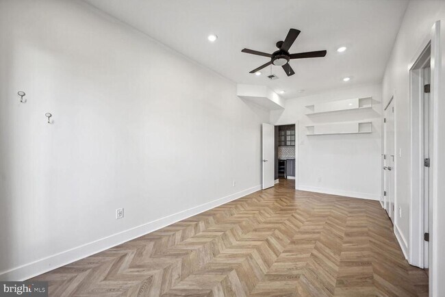 Building Photo - 2012 D St NE