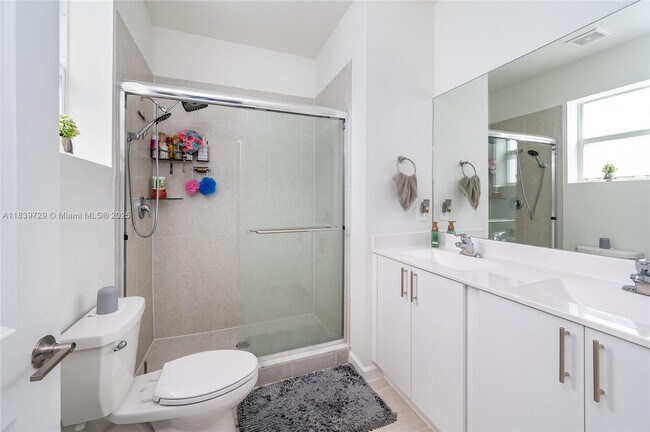 Building Photo - 26480 SW 148th Ct