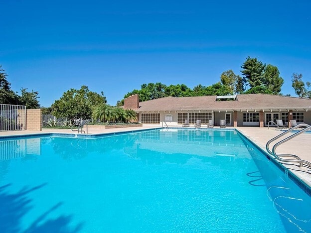 Building Photo - 23322 Caminito Andreta