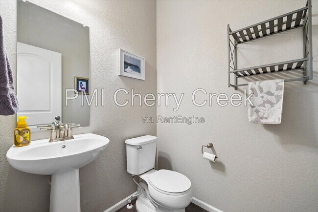 Building Photo - 4373 S Nepal Ct