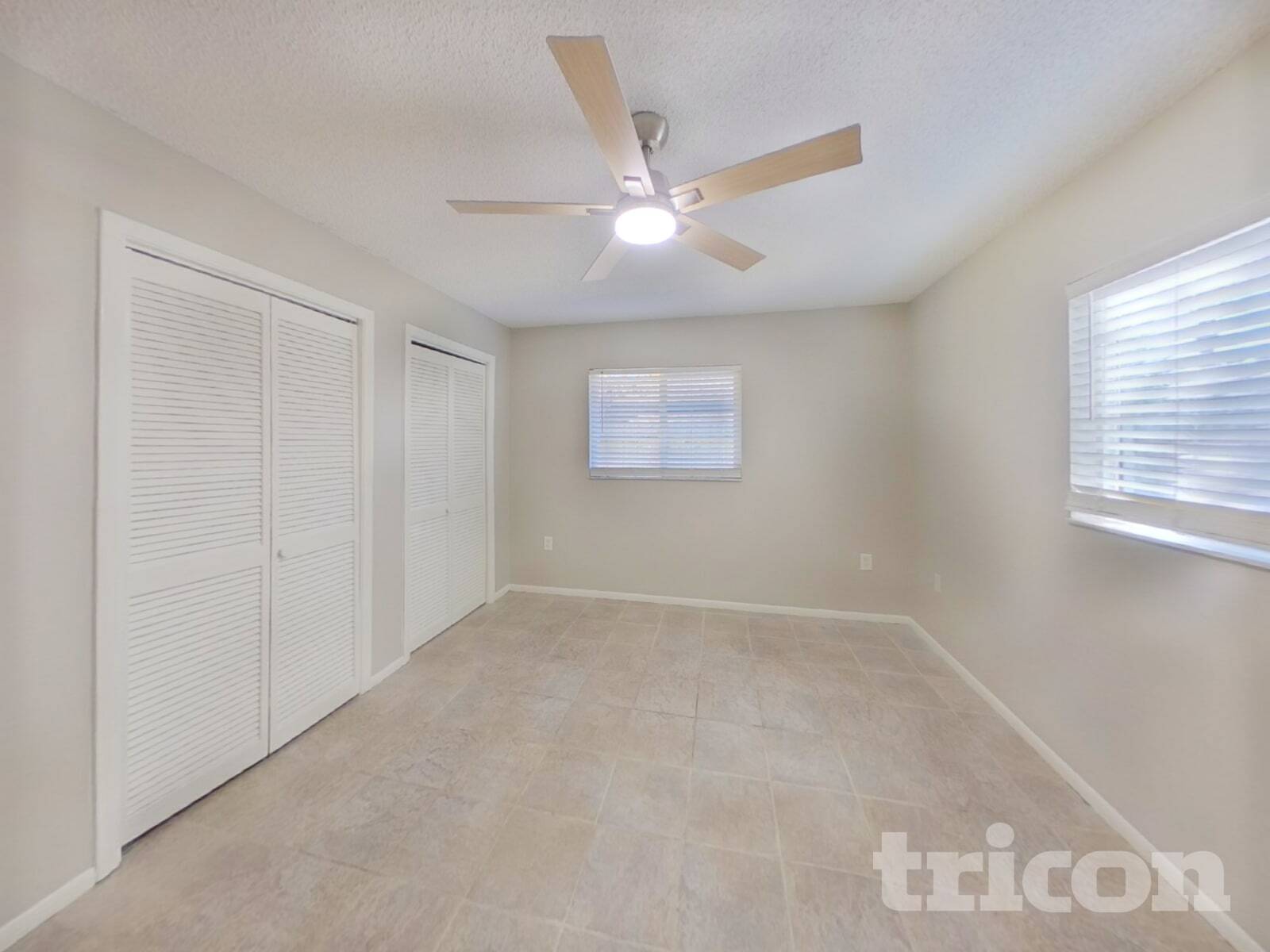 Building Photo - 3133 Swan Ln