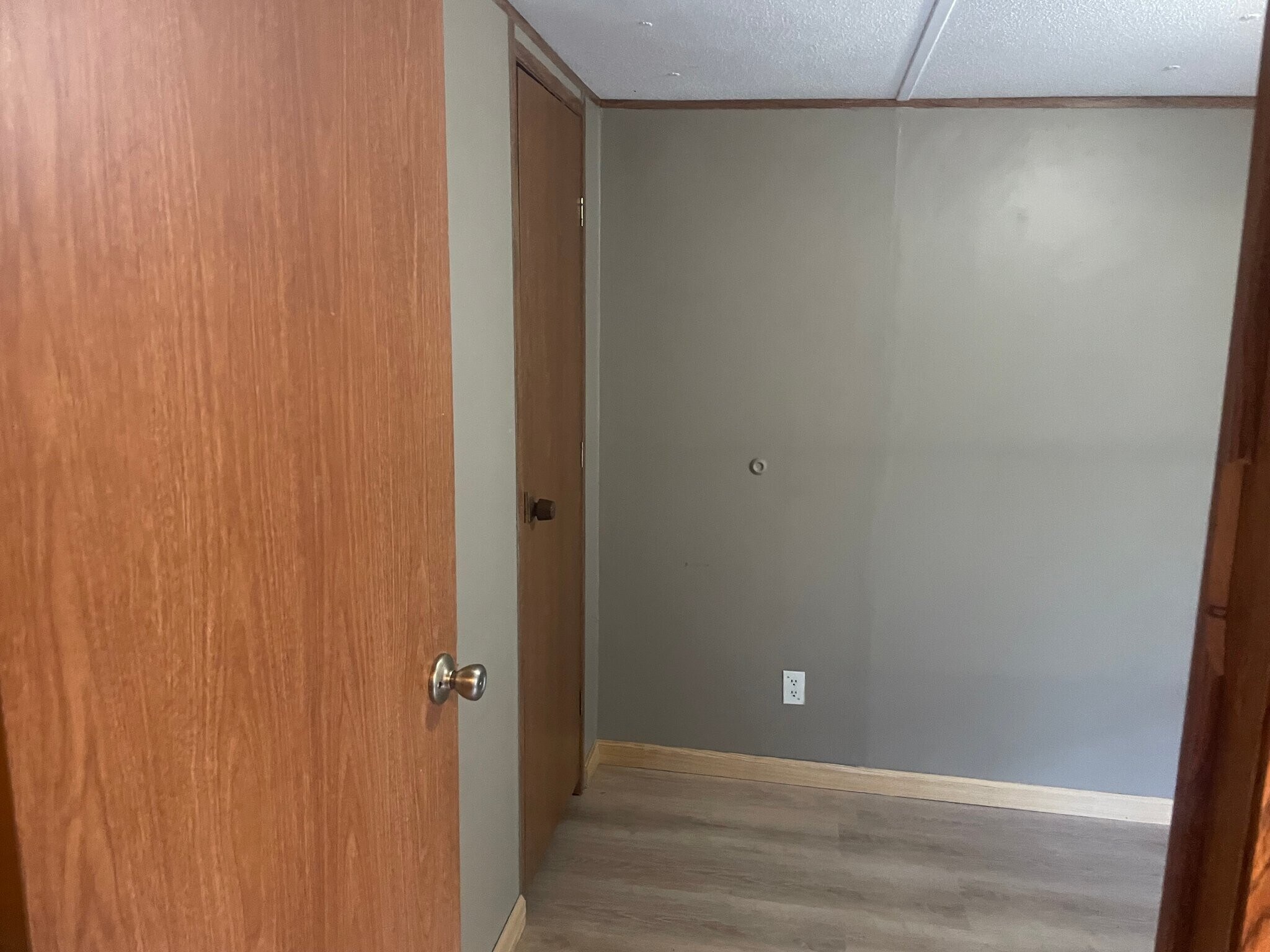 Building Photo - 5576 Hargrove Rd