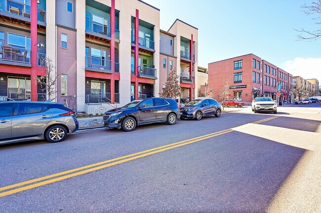 Building Photo - 7080 W Alaska Dr