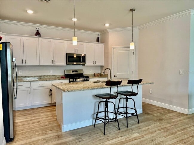 Building Photo - 17876 Woodland Ct