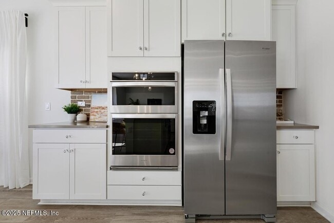 Building Photo - 27 Twilight Ln