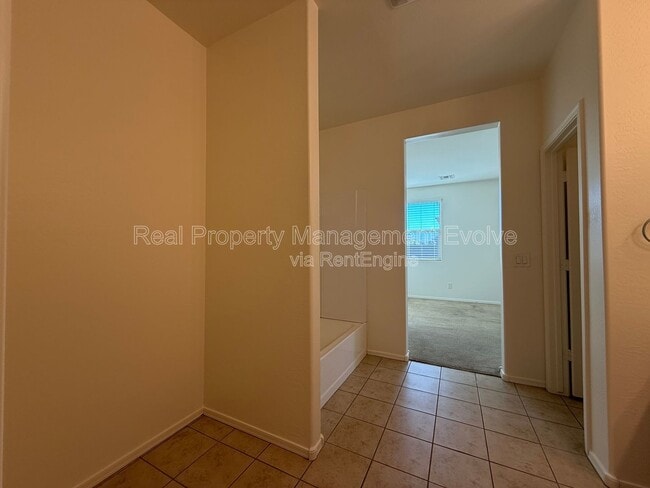 Building Photo - 15811 W Banff Ln