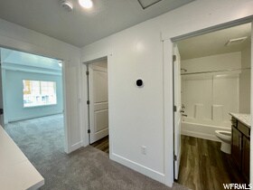 Building Photo - 899 N 1120 E