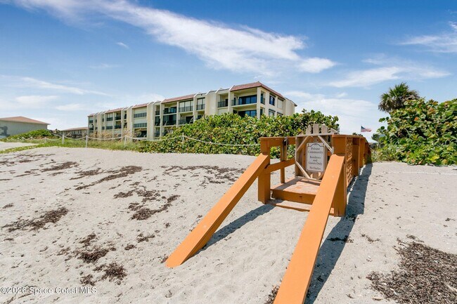 Building Photo - 175 Jimmy Buffett Mem Hwy