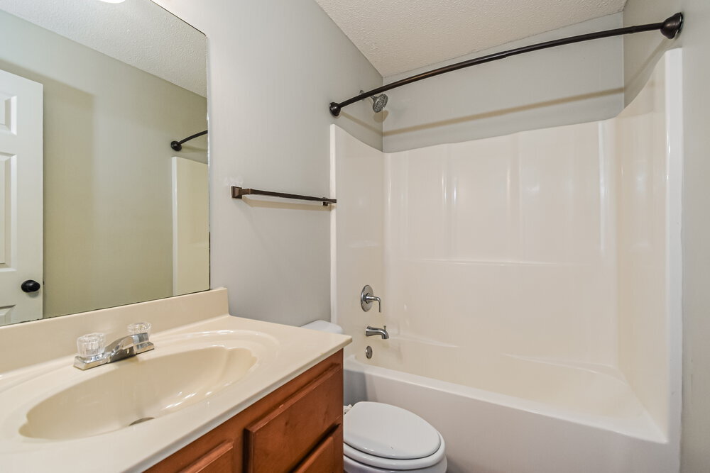 Building Photo - 8161 Loden Cove