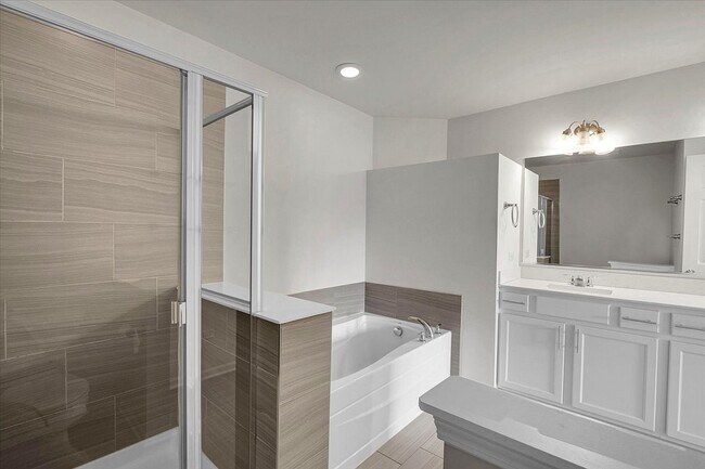 Building Photo - 29W710 Everton Dr