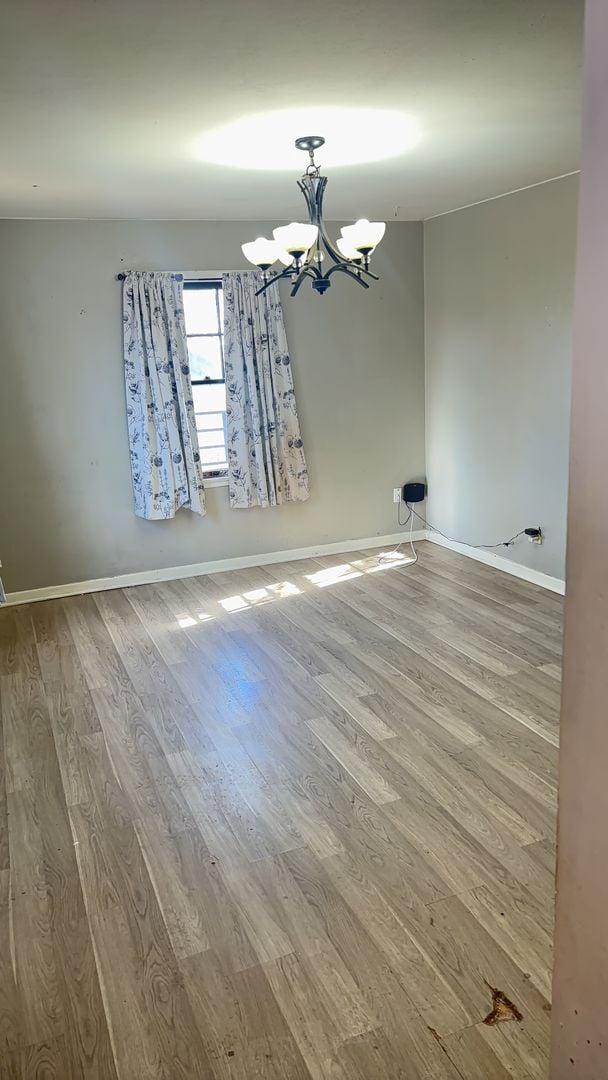 Building Photo - For Rent: Cozy 2 Bedroom, 1 Bath Home with a Beautiful Backyard