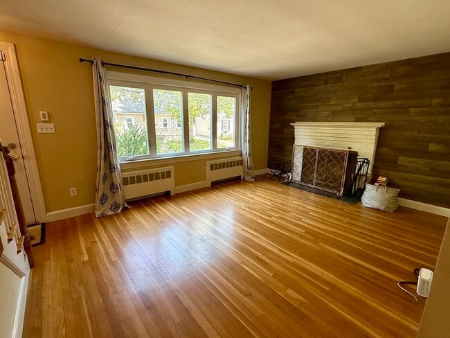 Building Photo - 100 Stimson St