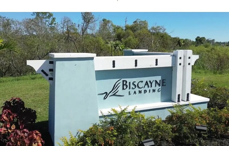 Building Photo - 1464 Saddlewood Cir