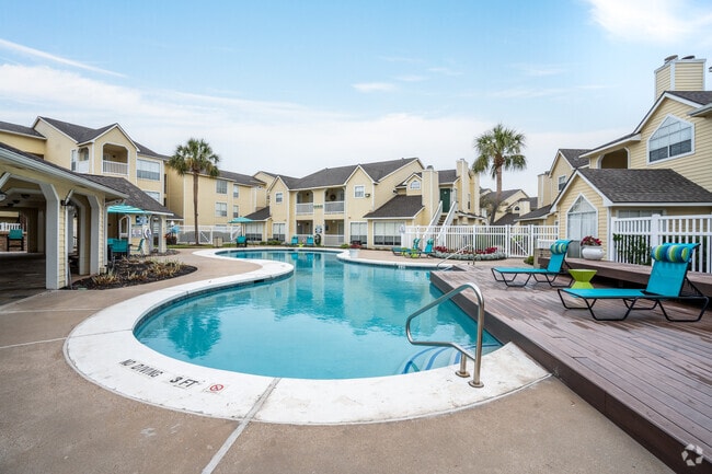 Building Photo - Broadwater