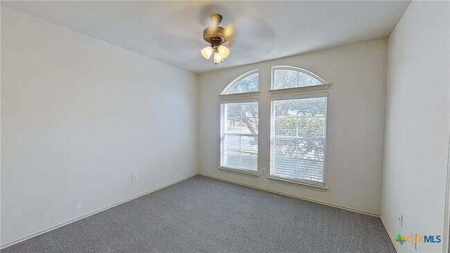 Building Photo - 1119 Whitley Dr