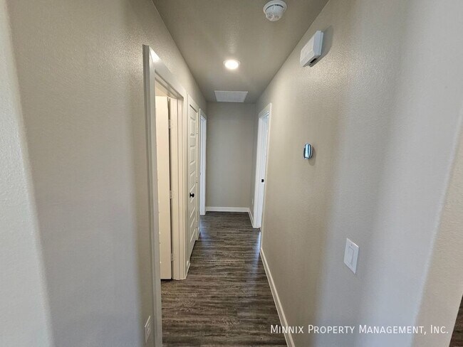 Building Photo - 2622 Tiffin Ave