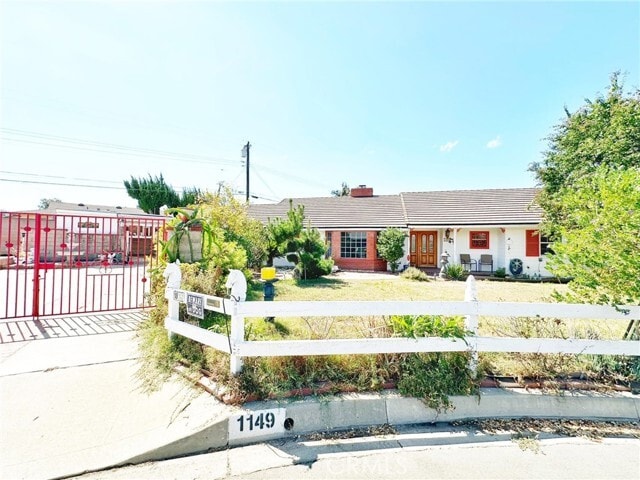 Building Photo - 1149 S Rimsdale Dr