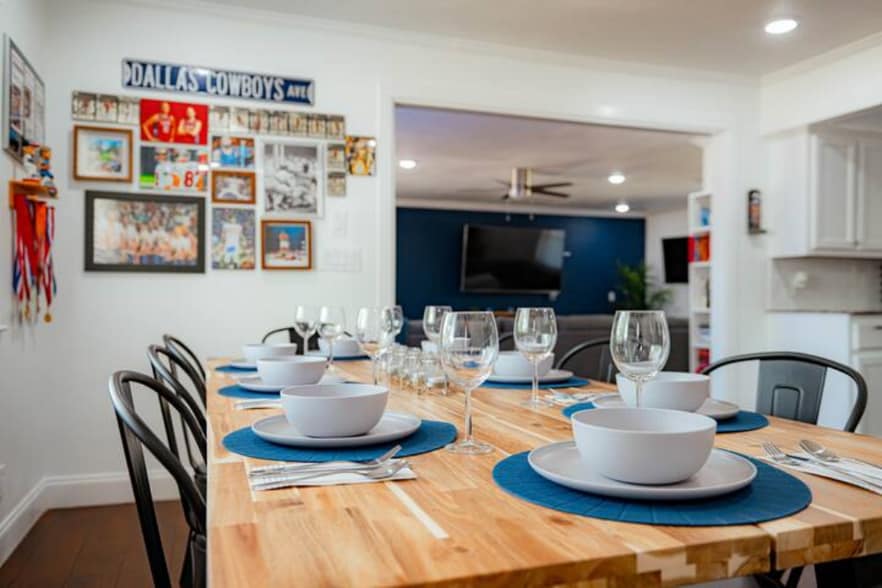 Building Photo - 1011 E Wintergreen Rd