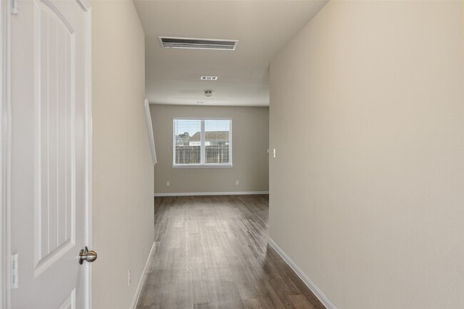 Building Photo - 2335 Mount Locke Path