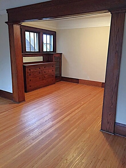 Building Photo - 1088 Dayton Ave