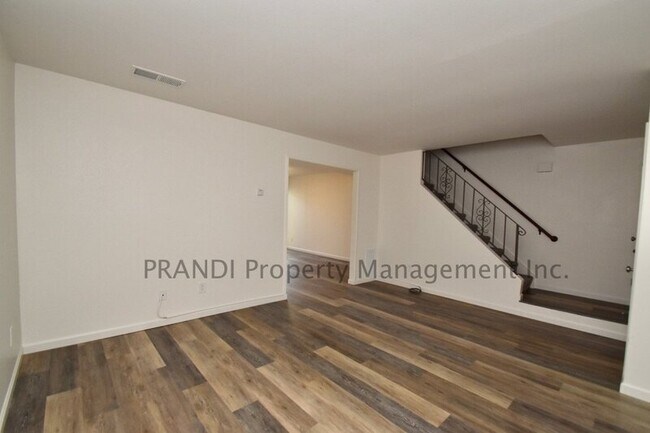 Building Photo - 110A Oliva Ct