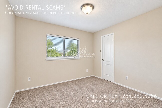 Building Photo - 8320 Starview St