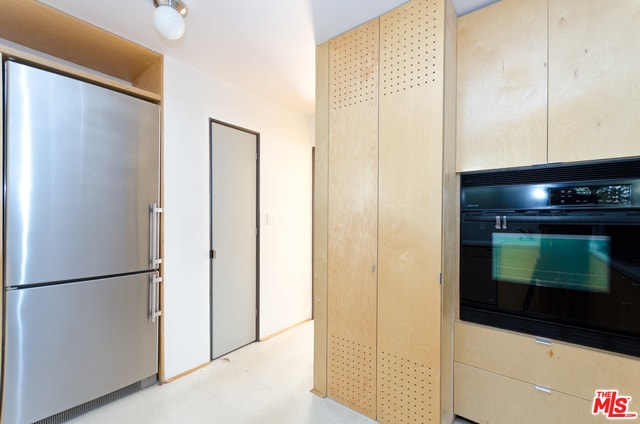 Building Photo - 11007 Strathmore Dr