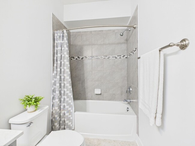 Building Photo - 6 Flatwater Row