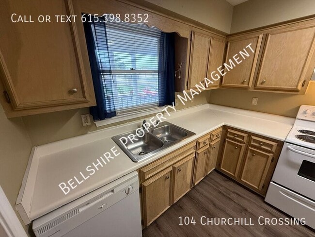 Building Photo - 104 Churchill Xing