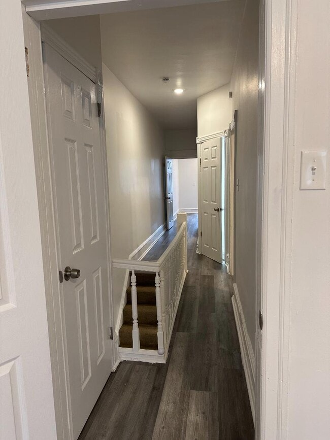 Building Photo - 2449 N 33rd St