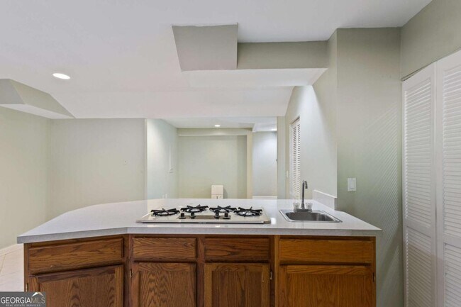 Building Photo - 4565 Ashmore Cir