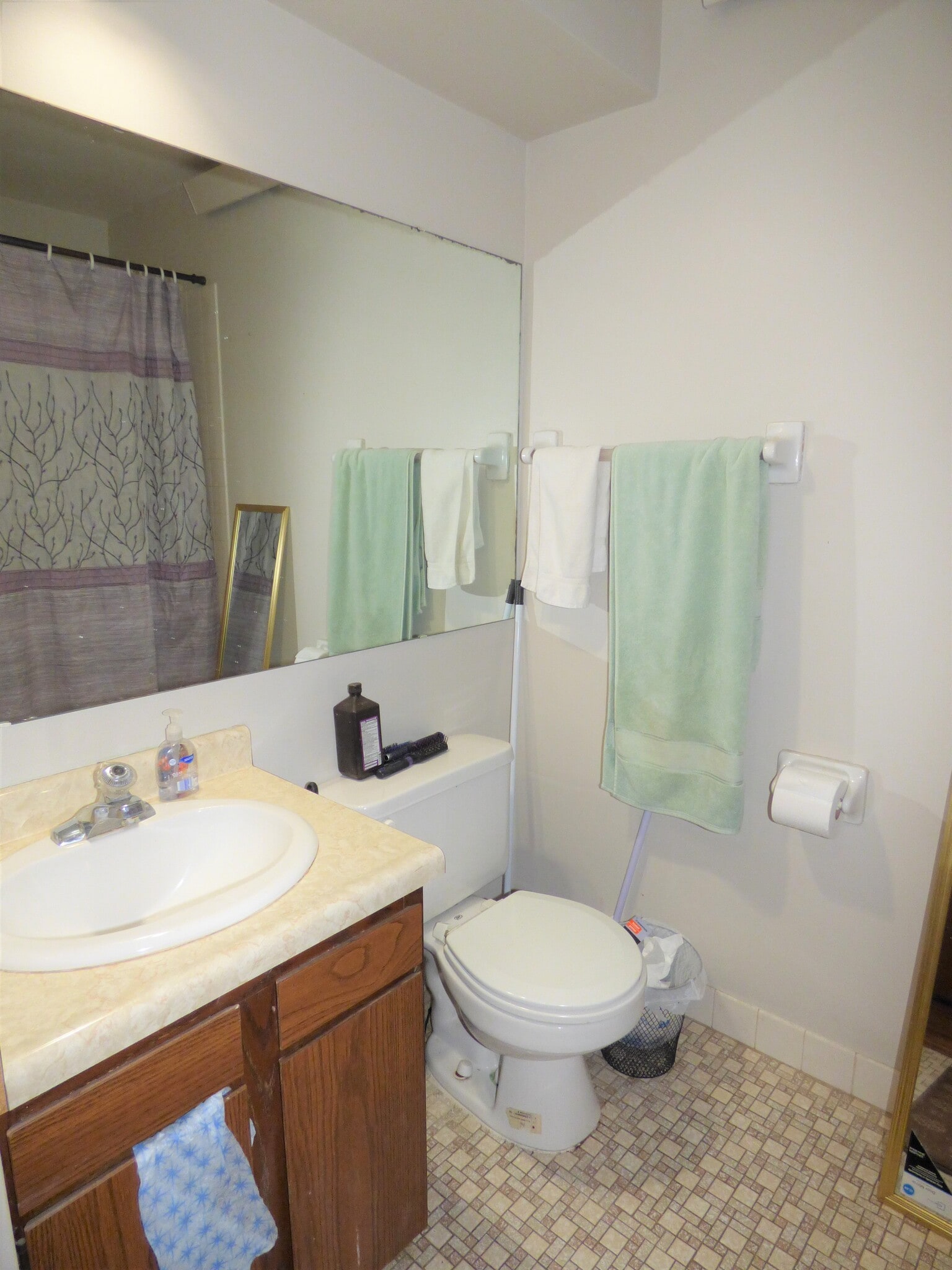 Building Photo - 2604 4th Ave NE