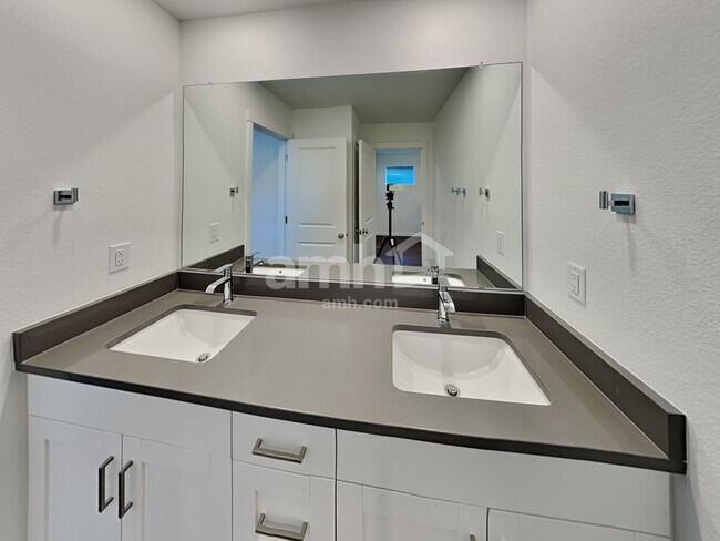 Building Photo - 23644 E 2nd Pl