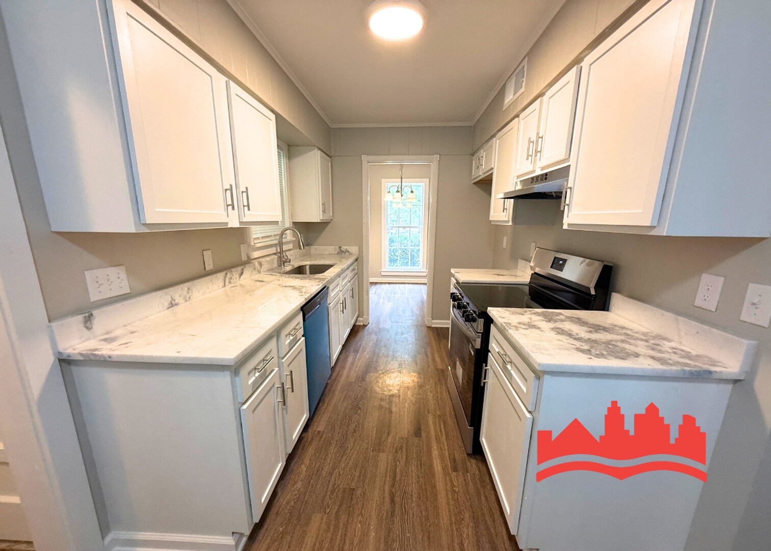 Building Photo - First Full month rent FREE !!! Welcome to 5313 Long Acres Ave!