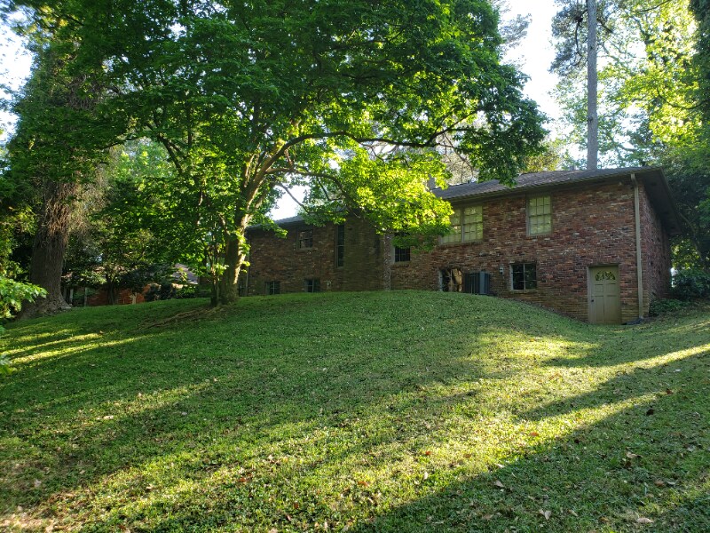 Building Photo - 5805 Mountain Creek Rd NE