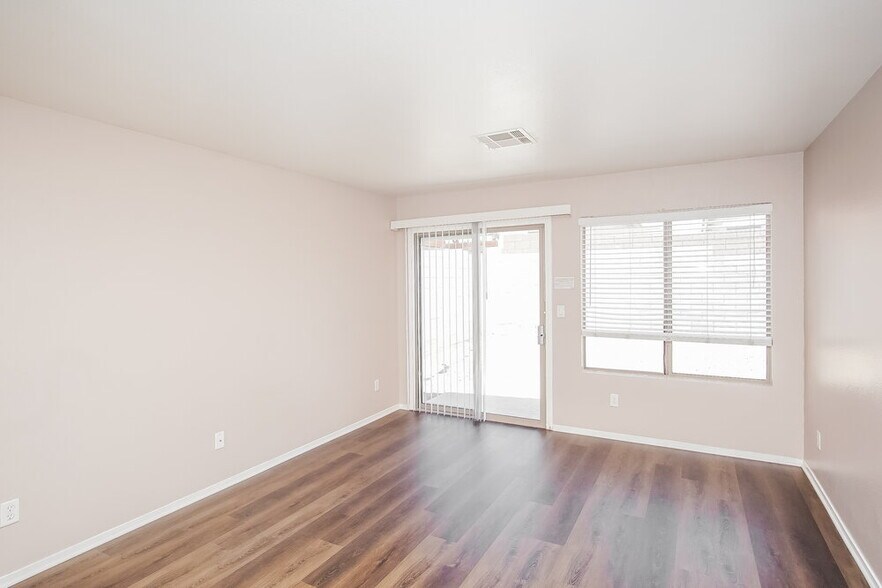 Building Photo - 4756 Julesburg Dr