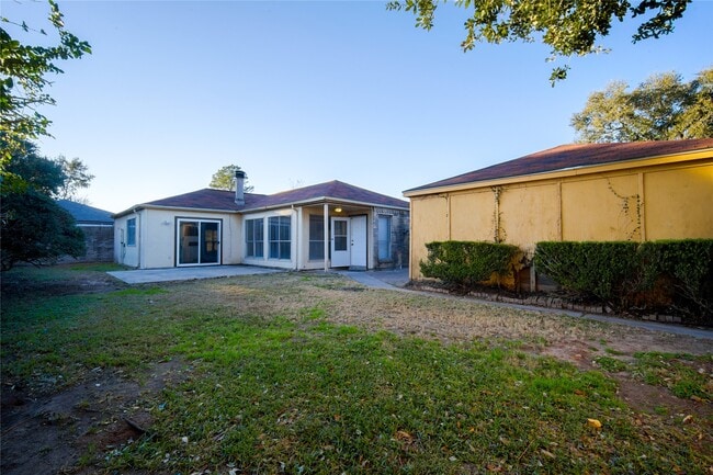 Building Photo - 8319 Wind Willow Dr