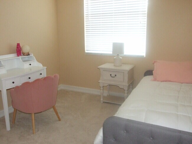 Building Photo - 1000 U.S. Rte 1